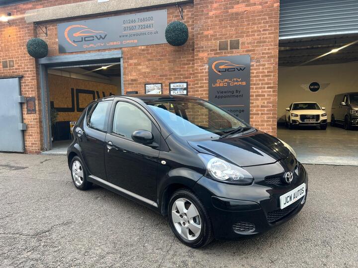 Toyota AYGO 1.0 VVT-i Black Euro 4 5dr (AC)