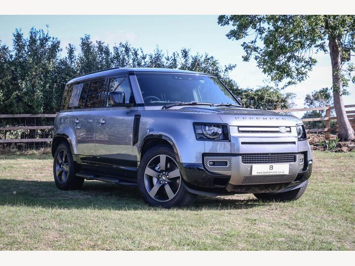 Land Rover Defender 110 3.0 D300 MHEV X-Dynamic HSE Auto 4WD Euro 6 (s/s) 5dr