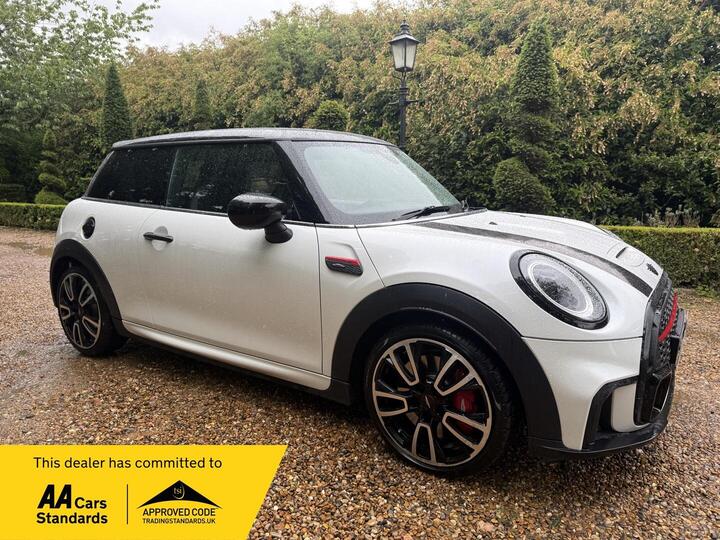 MINI Hatch 2.0 John Cooper Works Steptronic Euro 6 (s/s) 3dr