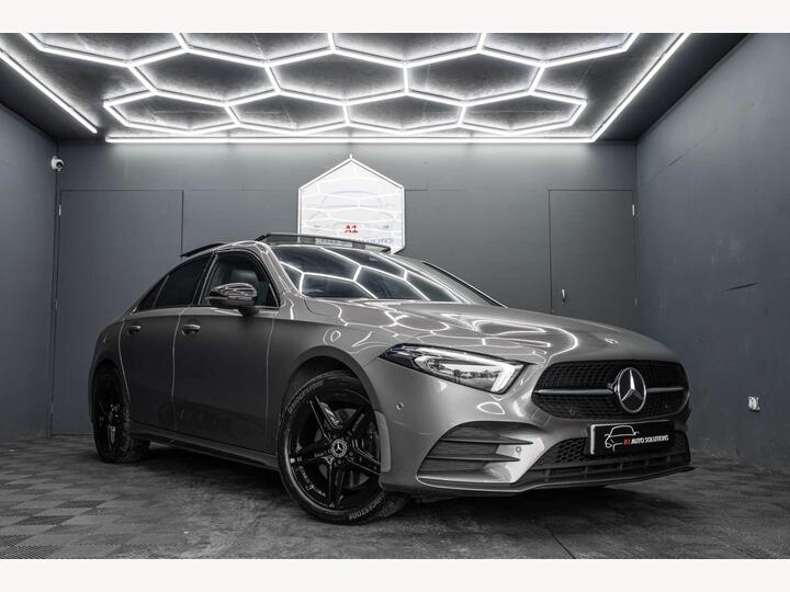 Mercedes-Benz A-CLASS 1.3 A180 AMG Line Edition (Premium Plus) 7G-DCT Euro 6 (s/s) 4dr