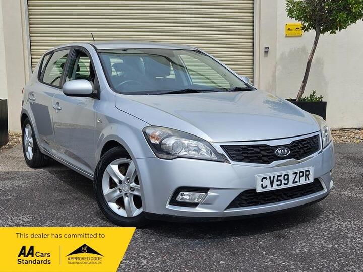 Kia Ceed 1.6 CRDi EcoDynamics 2 Euro 4 (s/s) 5dr