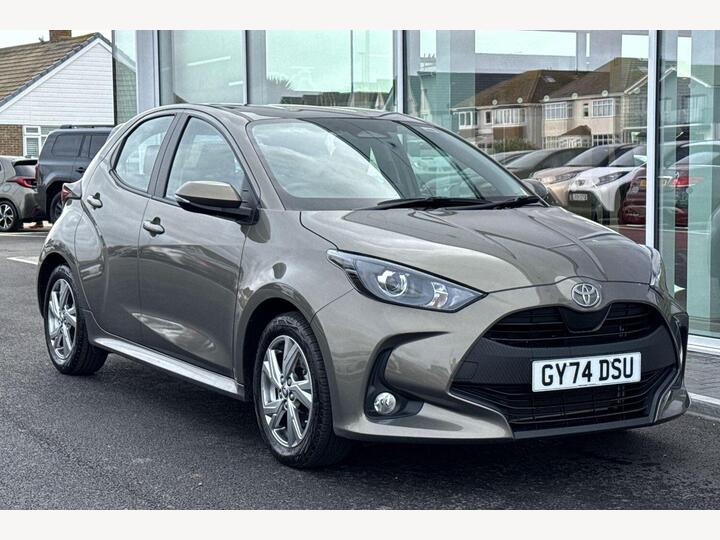 Toyota Yaris 1.5 VVT-h Icon E-CVT Euro 6 (s/s) 5dr