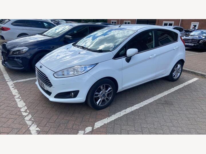 Ford Fiesta 1.0T EcoBoost Zetec Euro 5 (s/s) 5dr