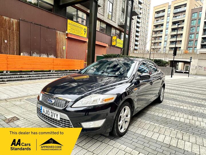 Ford Mondeo 2.0 EcoBoost Titanium Powershift 5dr