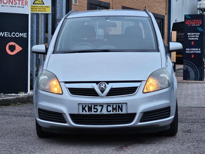 Vauxhall Zafira 1.8 16V Exclusiv Euro 4 5dr