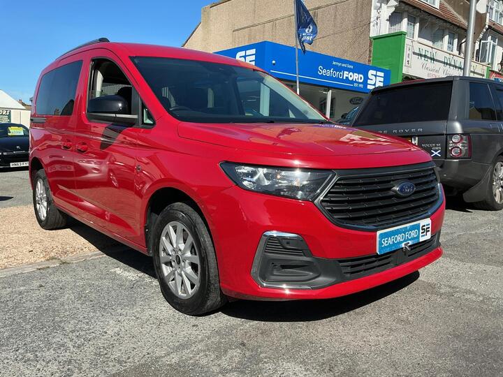 Ford Tourneo Connect 2.0 EcoBlue Titanium DCT Euro 6 (s/s) 5dr Ford Tourneo Connect 2.0 EcoBlue Titanium DCT Euro 6 (s/s) 5dr