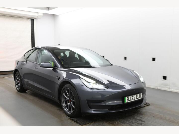 Tesla Model 3 Standard Range Plus Auto RWD 4dr