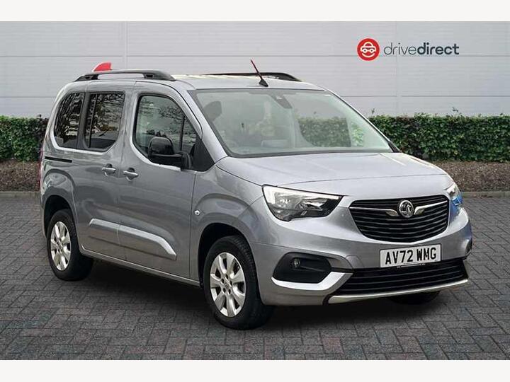 Vauxhall COMBO LIFE 1.5 Turbo D Elite Auto Euro 6 (s/s) 5dr Vauxhall COMBO LIFE 1.5 Turbo D Elite Auto Euro 6 (s/s) 5dr