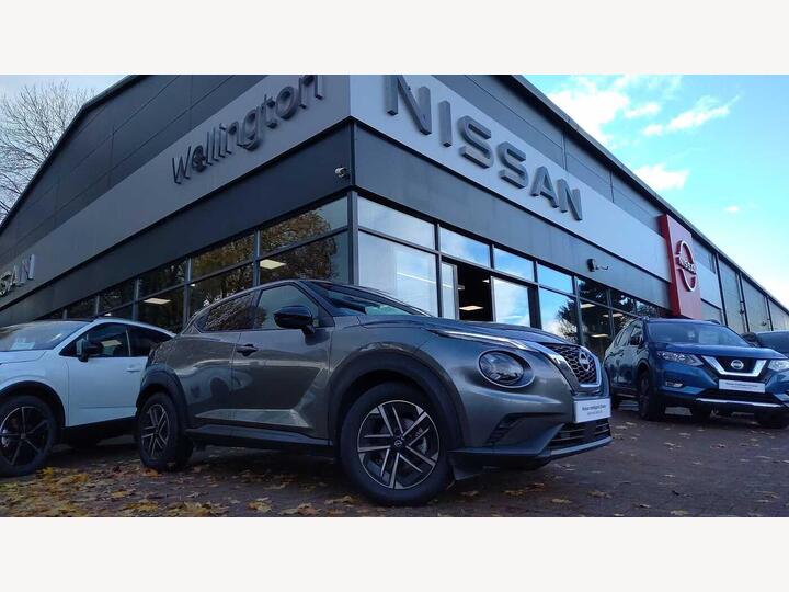 Nissan Juke 1.0 DIG-T N-Connecta DCT Auto Euro 6 (s/s) 5dr