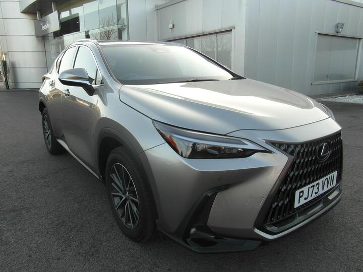 Lexus NX 2.5 450h+ 18.1kWh Premium E-CVT 4WD Euro 6 (s/s) 5dr