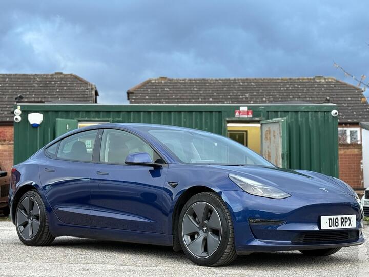 Tesla Model 3 (Dual Motor) Long Range Auto 4WDE 4dr
