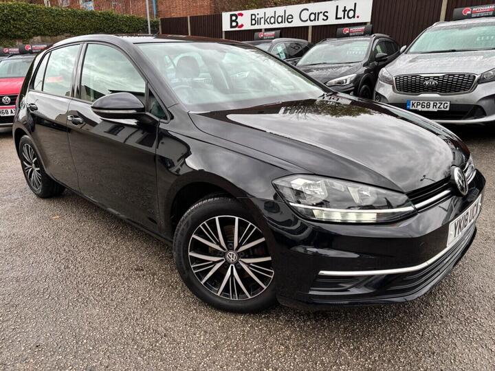 Volkswagen GOLF 1.6 TDI SE Nav DSG Euro 6 (s/s) 5dr