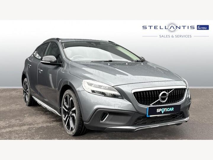 Volvo V40 Cross Country 1.5 T3 GPF Pro Auto Euro 6 (s/s) 5dr