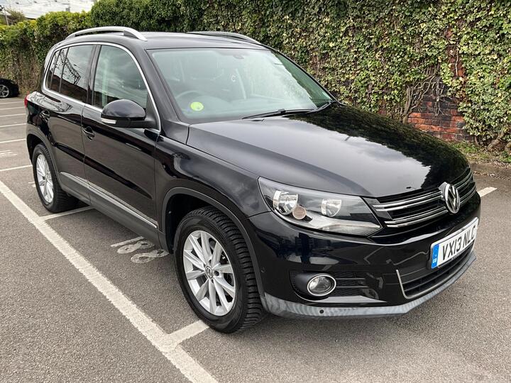 Volkswagen Tiguan 2.0 TDI BlueMotion Tech SE DSG 4WD Euro 5 (s/s) 5dr