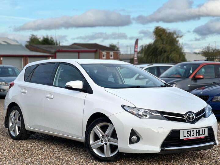 Toyota Auris 1.6 V-Matic Sport Euro 5 5dr