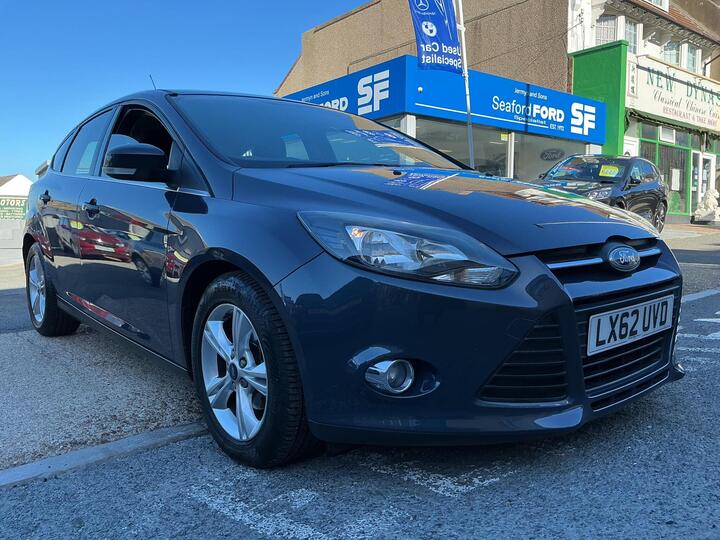 Ford Focus 1.6 Zetec Powershift Euro 5 5dr