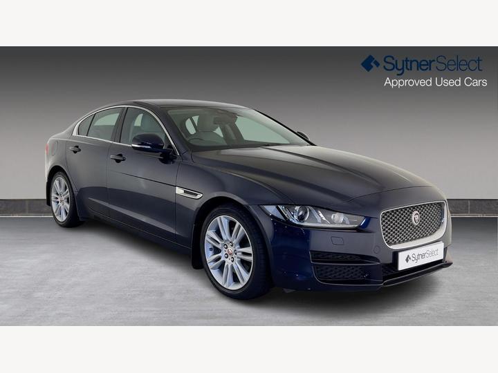 Jaguar XE 2.0d Portfolio Euro 6 (s/s) 4dr