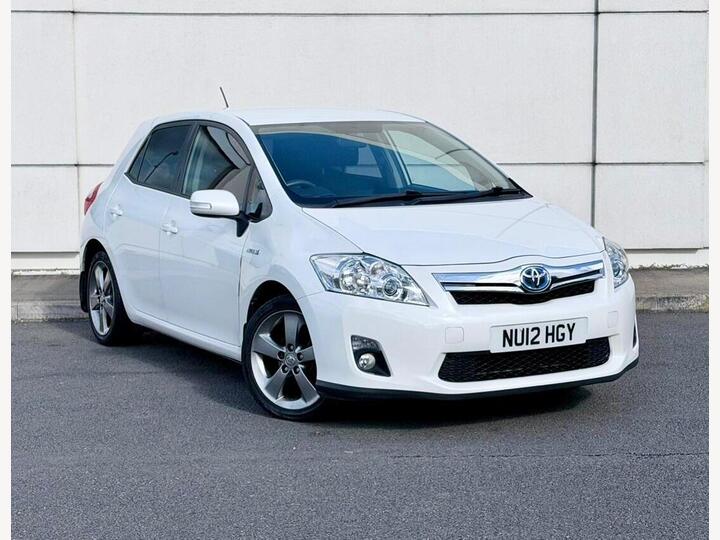 Toyota Auris 1.8 VVT-h T4 CVT Euro 5 (s/s) 5dr