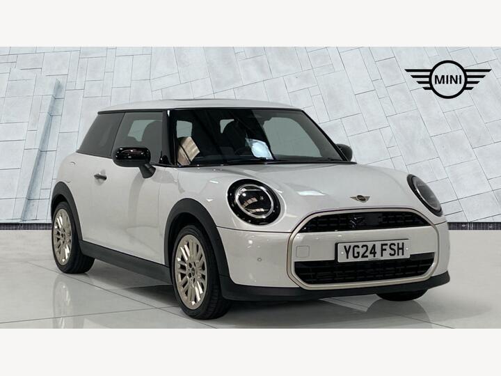 MINI Hatch 1.5C Exclusive Steptronic Euro 6 (s/s) 3dr