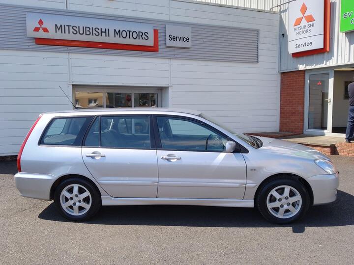 Mitsubishi Lancer 1.6 Elegance 5dr Mitsubishi Lancer 1.6 Elegance 5dr