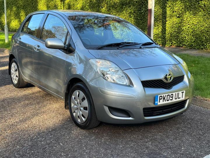 Toyota YARIS 1.33 Dual VVT-i TR Euro 4 (s/s) 5dr