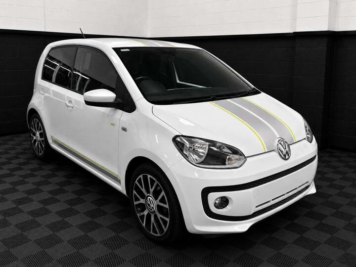 Volkswagen UP! 1.0 Street Up! Euro 6 5dr