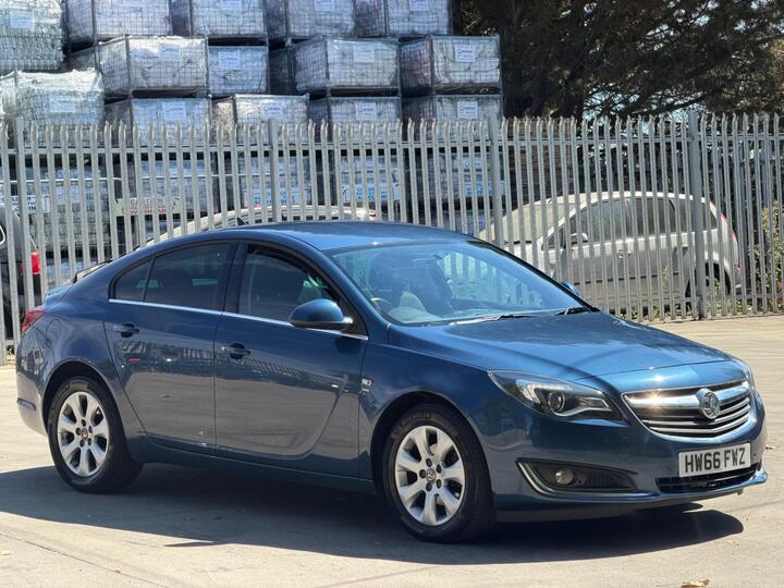 Vauxhall Insignia 1.8i SRi Nav Euro 6 5dr