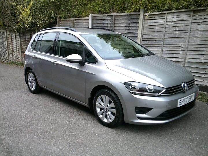 Volkswagen Golf SV 1.4 TSI BlueMotion Tech SE DSG Euro 6 (s/s) 5dr Volkswagen Golf SV 1.4 TSI BlueMotion Tech SE DSG Euro 6 (s/s) 5dr