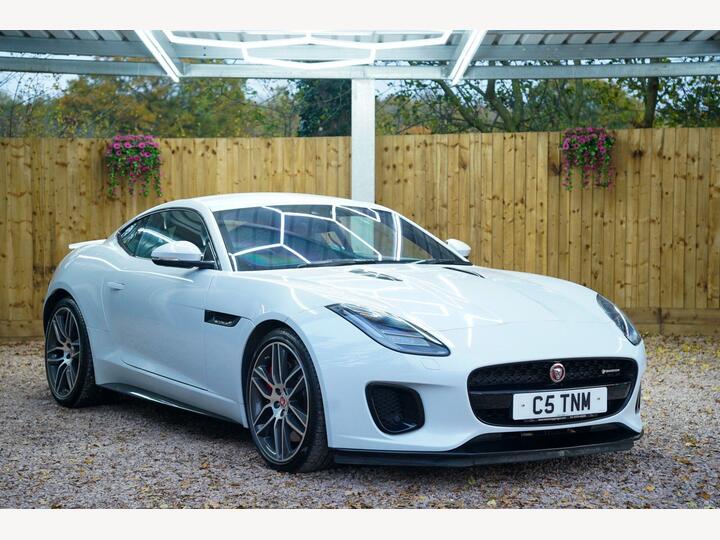 Jaguar F-TYPE 3.0 V6 R-Dynamic Auto Euro 6 (s/s) 2dr Jaguar F-TYPE 3.0 V6 R-Dynamic Auto Euro 6 (s/s) 2dr