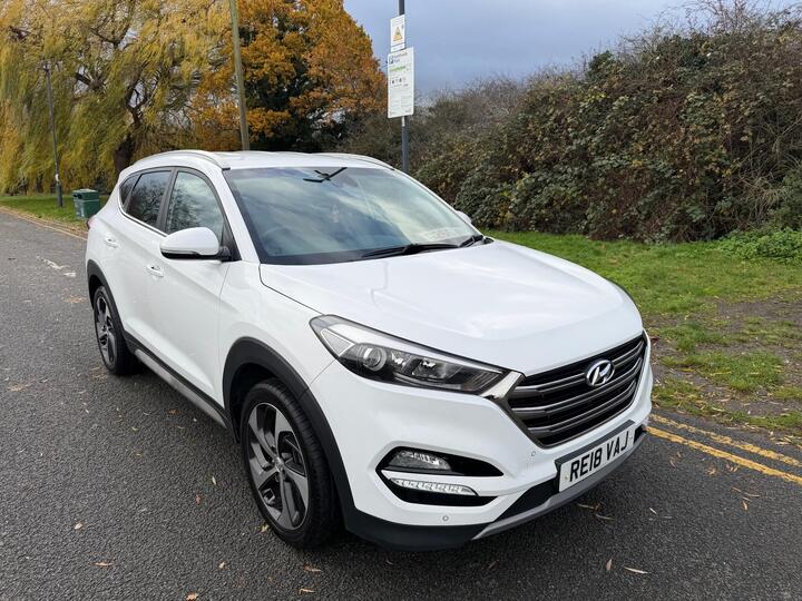 Hyundai TUCSON 1.7 CRDi Blue Drive Premium DCT Euro 6 (s/s) 5dr