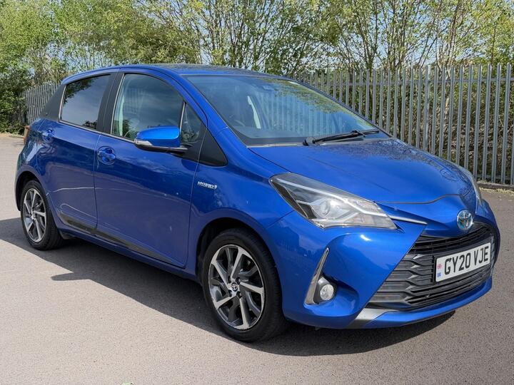 Toyota Yaris 1.5 VVT-h Y20 Bi-tone E-CVT Euro 6 (s/s) 5dr