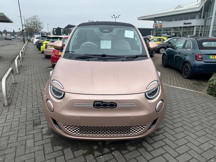 Fiat 500e 42kWh La Prima Auto 3dr