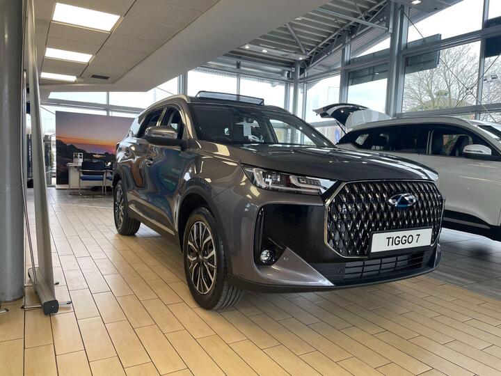 Chery Tiggo 7 1.5T 18.4kWh Summit DHT1 Euro 6 (s/s) 5dr