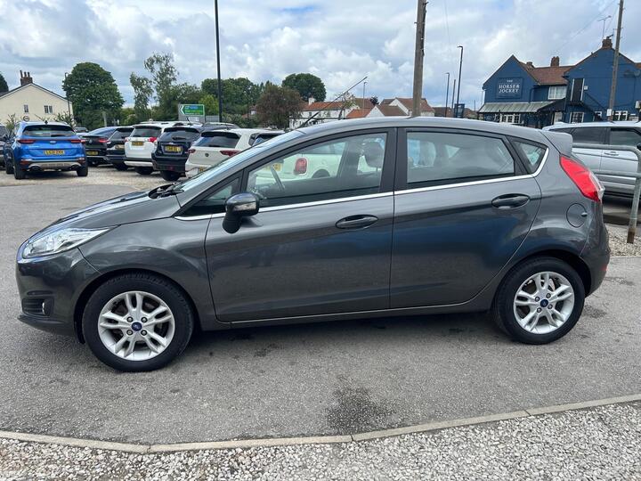 Ford Fiesta 1.5 TDCi Zetec Euro 6 5dr
