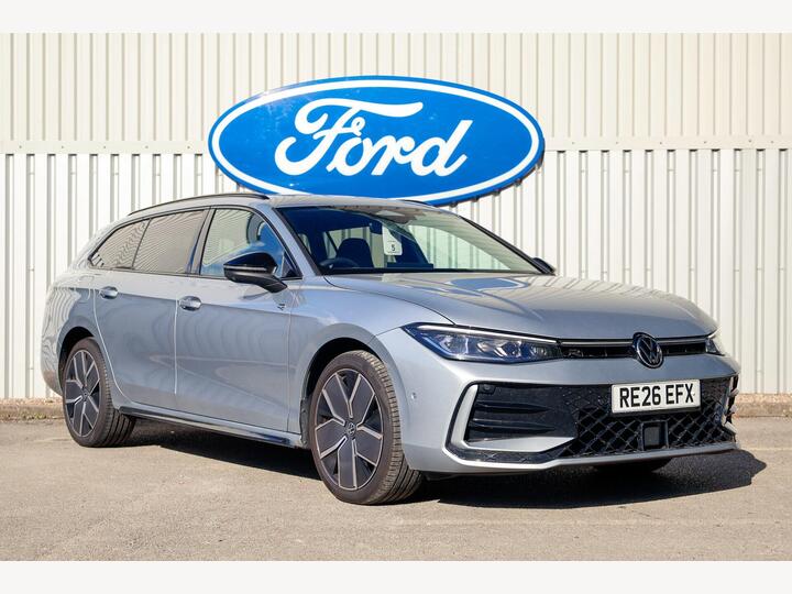 Volkswagen PASSAT 1.5 TSI EHybrid 19.7kWh Black Edition DSG Euro 6 (s/s) 5dr
