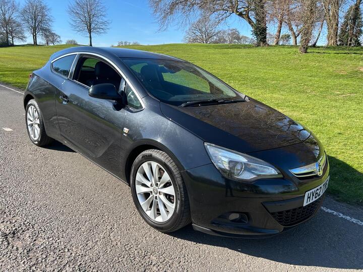 Vauxhall Astra GTC 2.0 CDTi SRi Euro 5 (s/s) 3dr