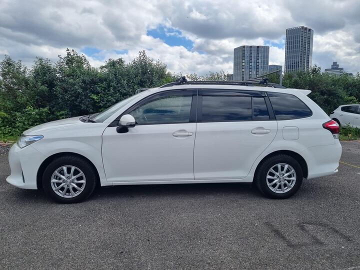 Toyota Corolla HYBRID AUTOMATIC SAT NAV ULEZ PETROL Toyota Corolla HYBRID AUTOMATIC SAT NAV ULEZ PETROL