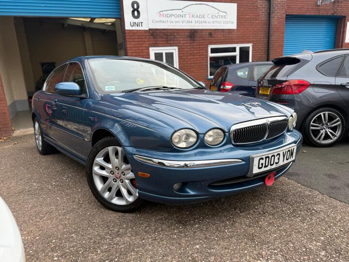 Jaguar X-Type 2.1 Classic 4dr