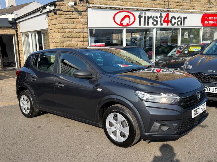 Dacia Sandero 1.0 SCe Essential Euro 6 (s/s) 5dr
