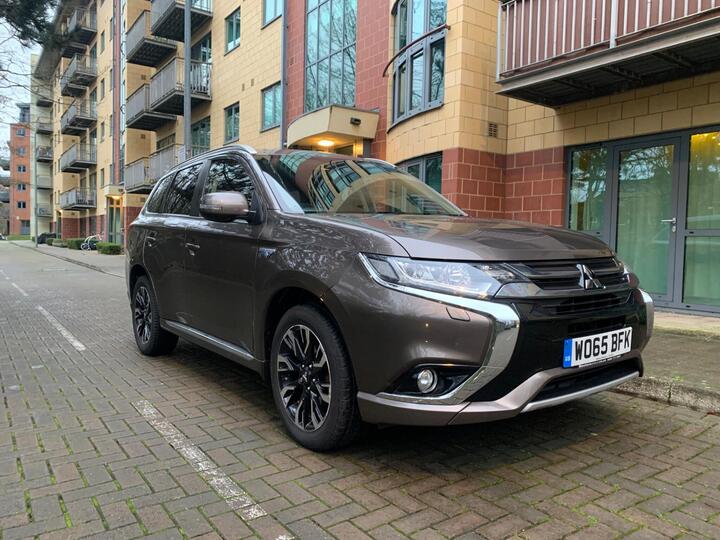 Mitsubishi Outlander 2.0h 12kWh GX4h CVT 4WD Euro 6 (s/s) 5dr