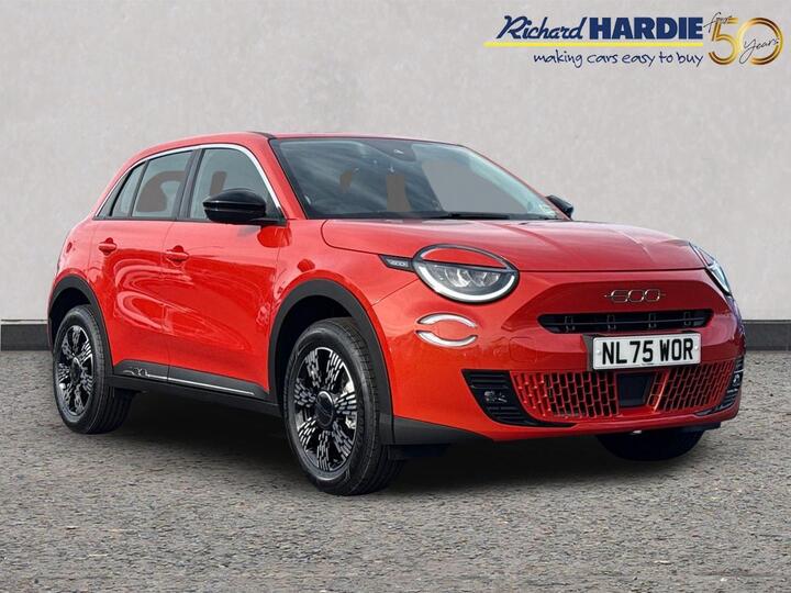 Fiat 600 1.2 MHEV E-DCT Euro 6 (s/s) 5dr