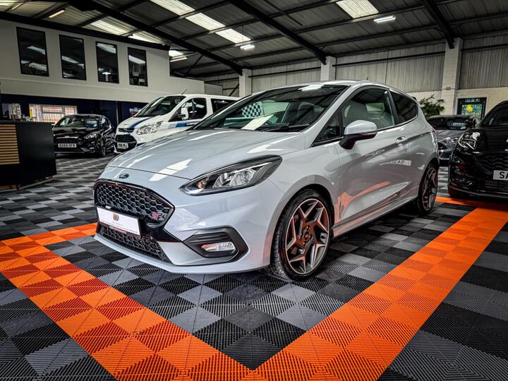 Ford Fiesta 1.5T EcoBoost ST-3 Euro 6 3dr