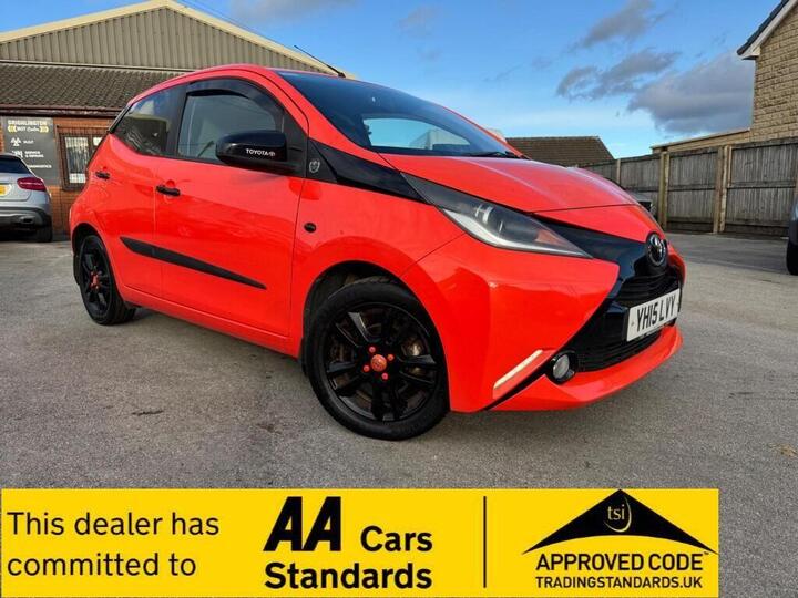 Toyota AYGO 1.0 VVT-i X-cite Euro 5 5dr Euro 5 Toyota AYGO 1.0 VVT-i X-cite Euro 5 5dr Euro 5
