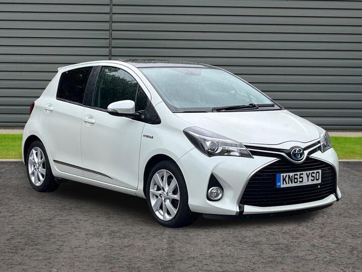 Toyota Yaris 1.5 VVT-h Excel E-CVT Euro 6 5dr (15in Alloy)