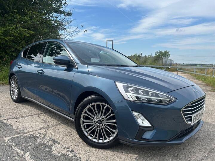 Ford FOCUS 1.0T EcoBoost Titanium X Euro 6 (s/s) 5dr