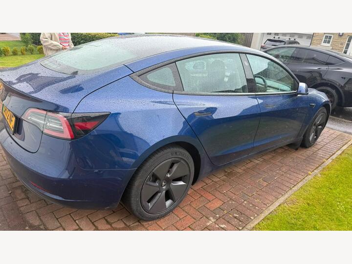 Tesla Model 3 Auto RWD 4dr