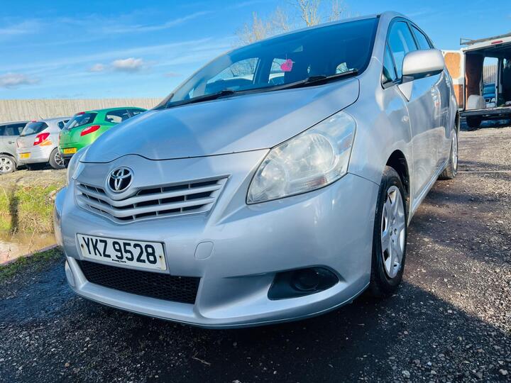 Toyota Verso 1.6 V-Matic T2 Euro 4 5dr (5 Seat)