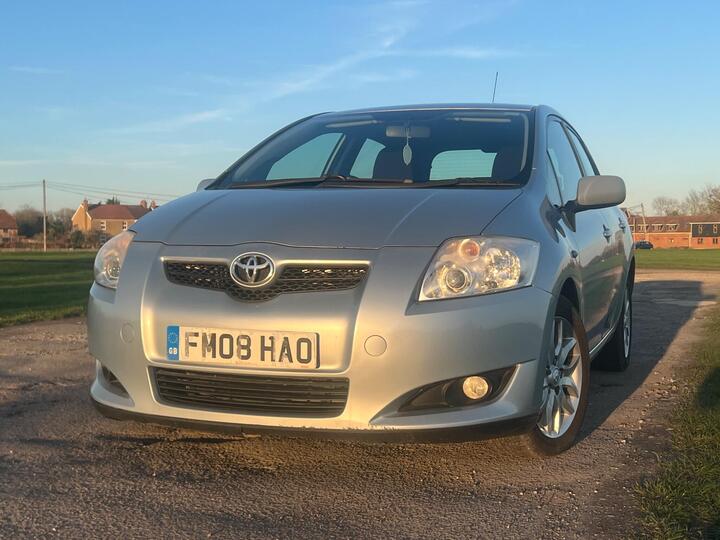 Toyota Auris 1.6 VVT-i T3 5dr