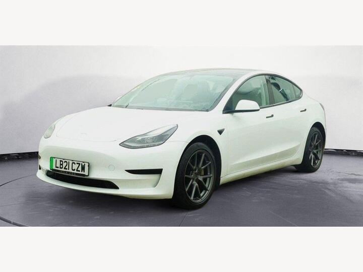 Tesla Model 3 Standard Range Plus Auto RWD 4dr