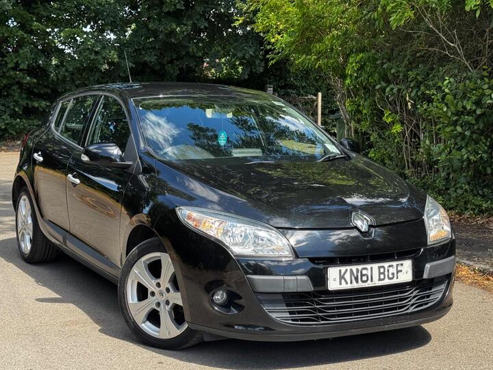 Renault Megane 1.9 DCi Dynamique TomTom Euro 5 5dr